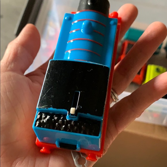 THOMAS SODOR RACE DAY Trackmaster Train Engine - Picture 4 of 14